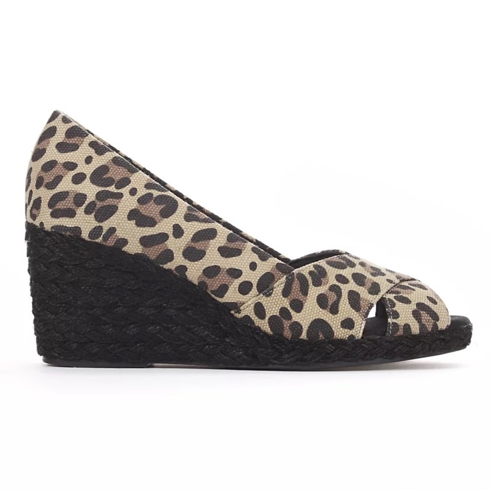 Chaps “Dakoda” Leopard Espadrille Wedges